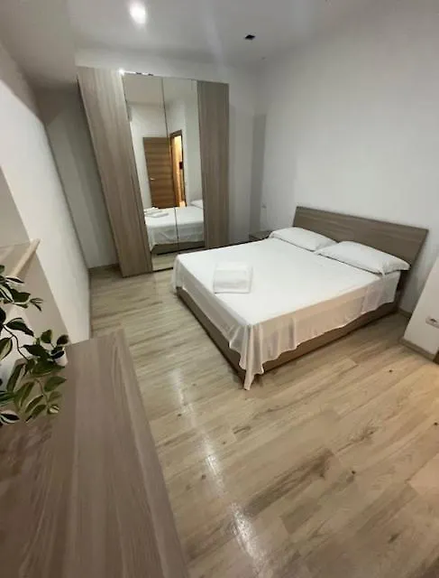 Villa Milano Apt. N. 2 Italy